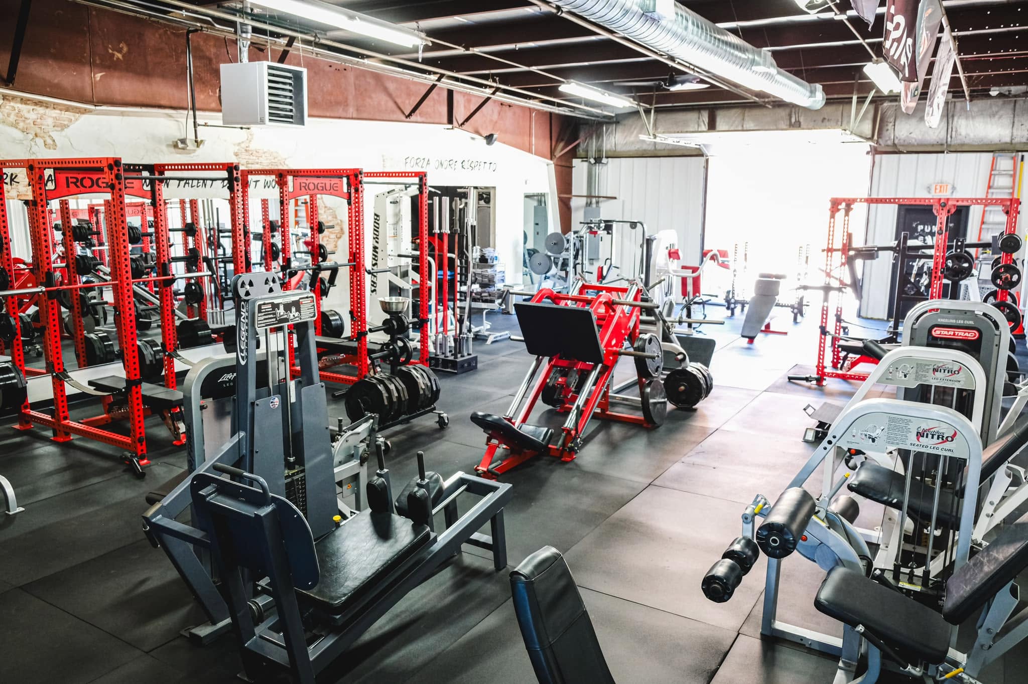 Iron Colosseum gym interior